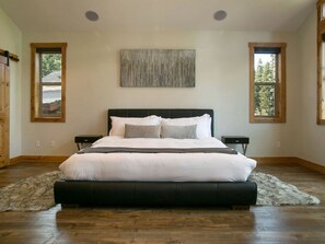 6 Schlafzimmer, Bügeleisen/Bügelbrett, Reisekinderbett, WLAN