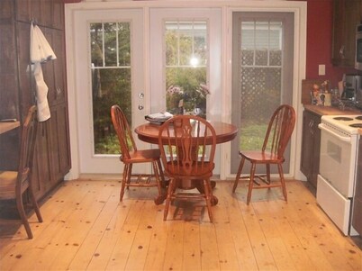 Family Home in Downtown Halifax Near WaterfrontCitadelUniversitiesHospitals