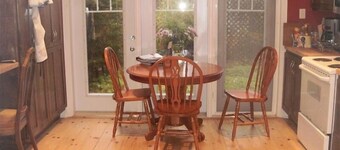 Family Home in Downtown Halifax Near WaterfrontCitadelUniversitiesHospitals