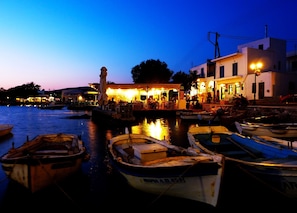 Marina - Hilltop Home Sea Views & Terrace Dining near Aliki (ageria)