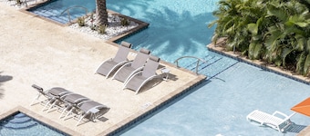 Hermoso y nuevo con magníficas vistas y cómoda habitación para 6