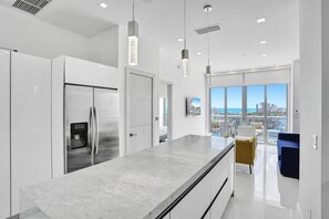 Interior - Unique Penthouse Condo With Private Terrace (Hallandale Beach)