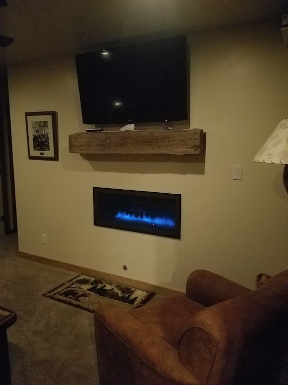 Beautiful 2 Bedroom Apartment In The Heart Of Crested Butte Historic District. - Crested Butte, CO