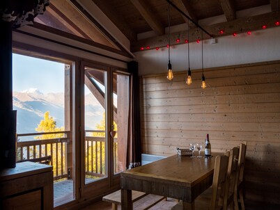 Luxury Chalet Apartment with stunning views of Mont Blanc and valley