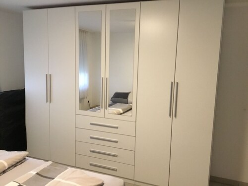 3 room comfort apartment in Ötlingen 79576 Weil am Rhein near Basel/A5 up to 6 pers.