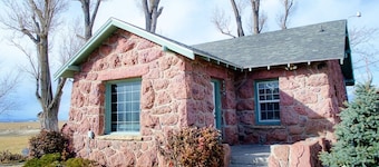 Red Rock House aan de rand van Marsing. 2 slaapkamers en 1 bad