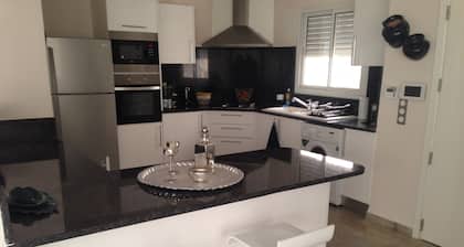 MODERN VILLA WITH POOL CLOSE TO THE BEACH