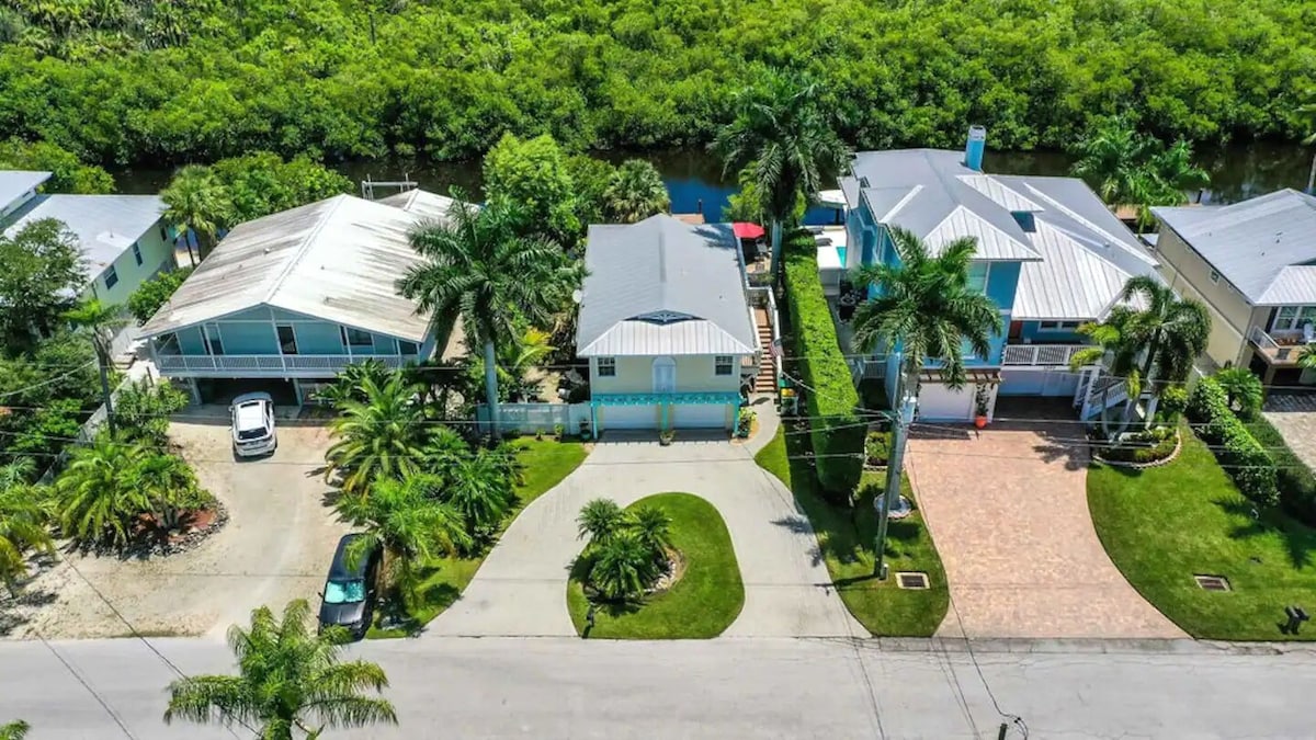 Photo 41 of 3BED 3BATH Tropical Paradise WATERFRONT POOL HOUSE On Canal 1 mile to the BEACH!