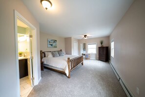 Escrivaninha, ferros/tábuas de passar roupa, Wi-Fi de cortesia