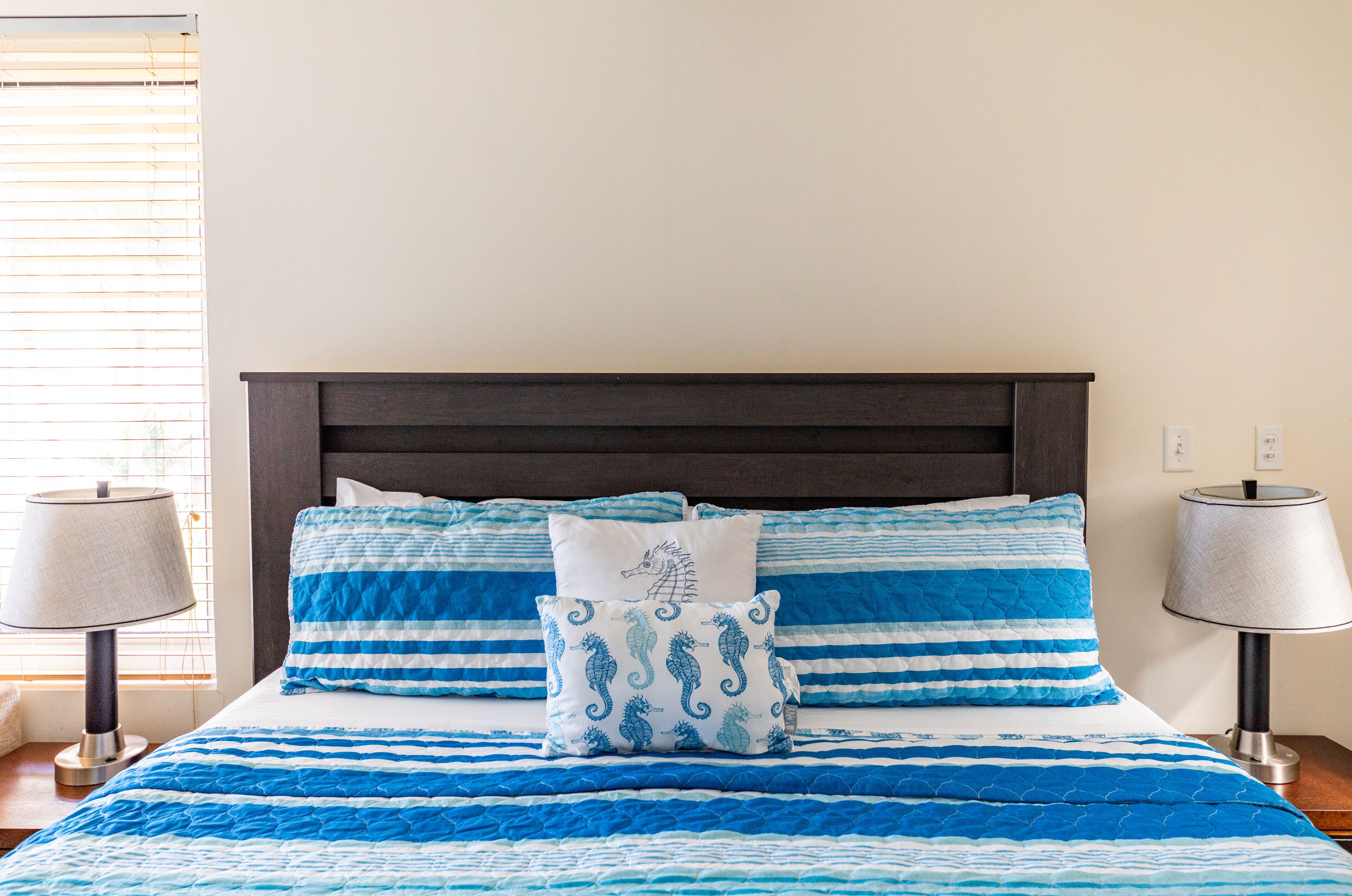 1 室のベッドルーム、セーフティボックス (室内)、アイロン / アイロン台、WiFi (無料)