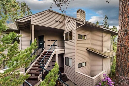 Executive suite in Mount Bachelor Village - great for a couple