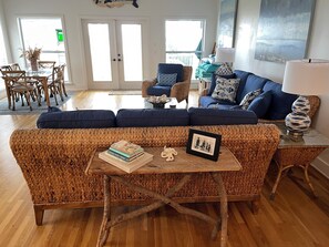Smart TV, DVD player, books, video library - "Legasea," Old Florida Beachfront Charm with Two Screen Porches, Sleeps 7 (Panacea)