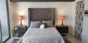 1 chambre, fer et planche à repasser, Wi-Fi, literie fournie