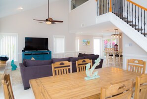 Dining - Relax by the sea! 3-Bedroom Delray Beach Home near Atlantic Ave (Delray Beach)