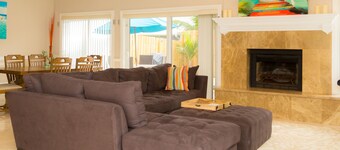 Relax by the sea! 3-Bedroom Delray Beach Home near Atlantic Ave