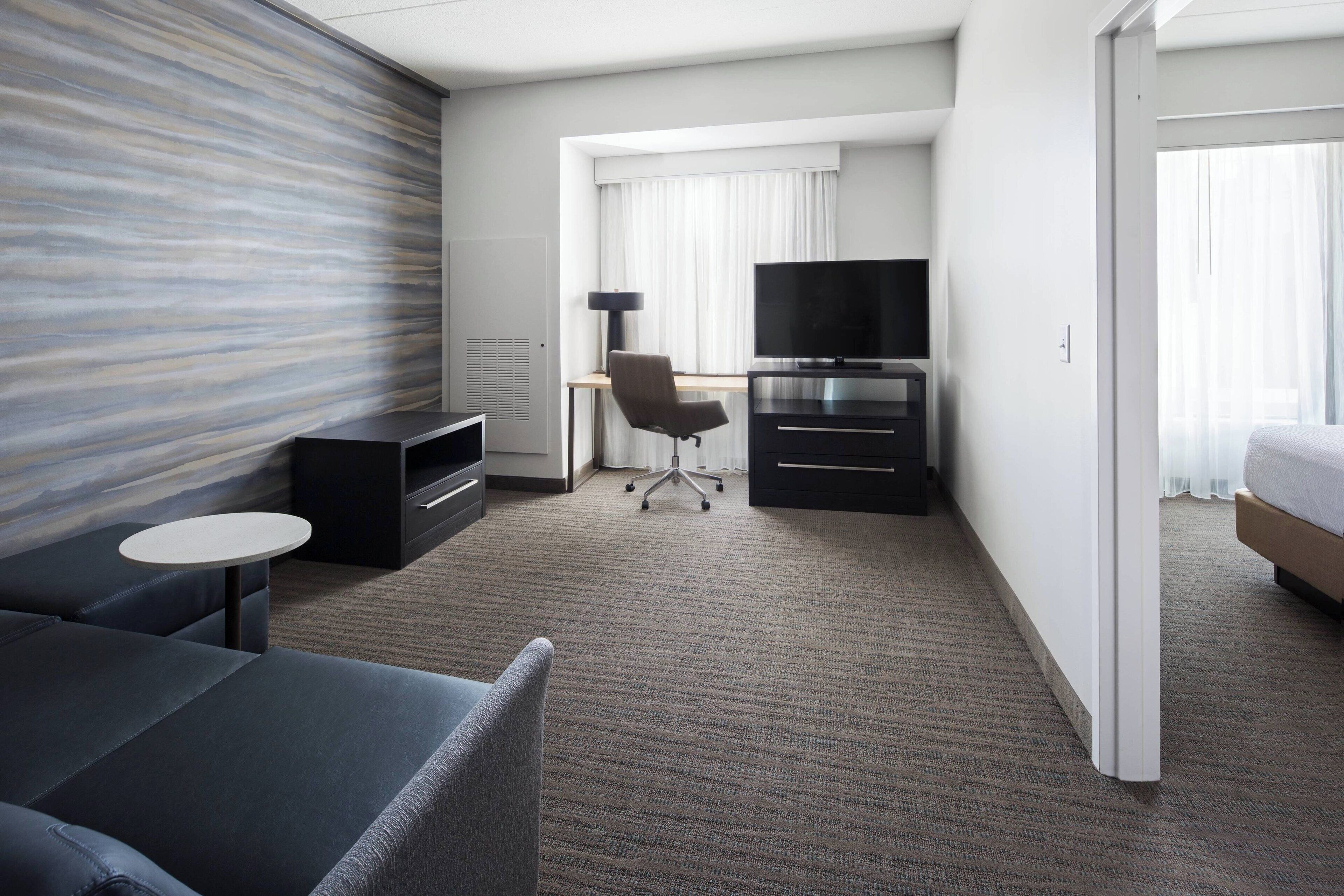 55-inch flat-screen tv with satellite channels, tv, netflix