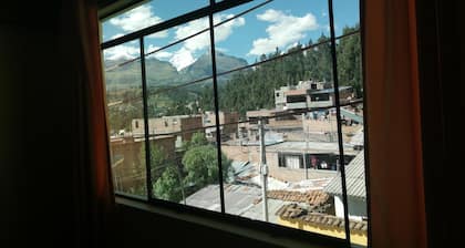 Artesonraju Hostel Huaraz
