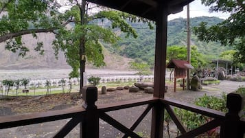 Family Chalet, 2 Queen Beds, Non Smoking | Balcony view