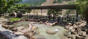 Fangchen Hot Spring Resort