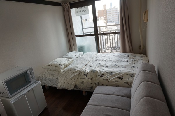 Studio Apartment, Balcony (705) | Blackout drapes, iron/ironing board, free WiFi, bed sheets