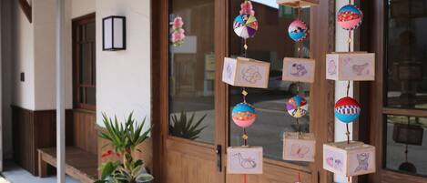 Stuga Basic | 2 sovrum och gratis wi-fi