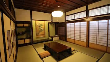 2 bedrooms, free WiFi