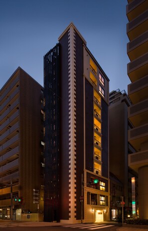 Exterior detail - Sanrriott Kitahama (Osaka)