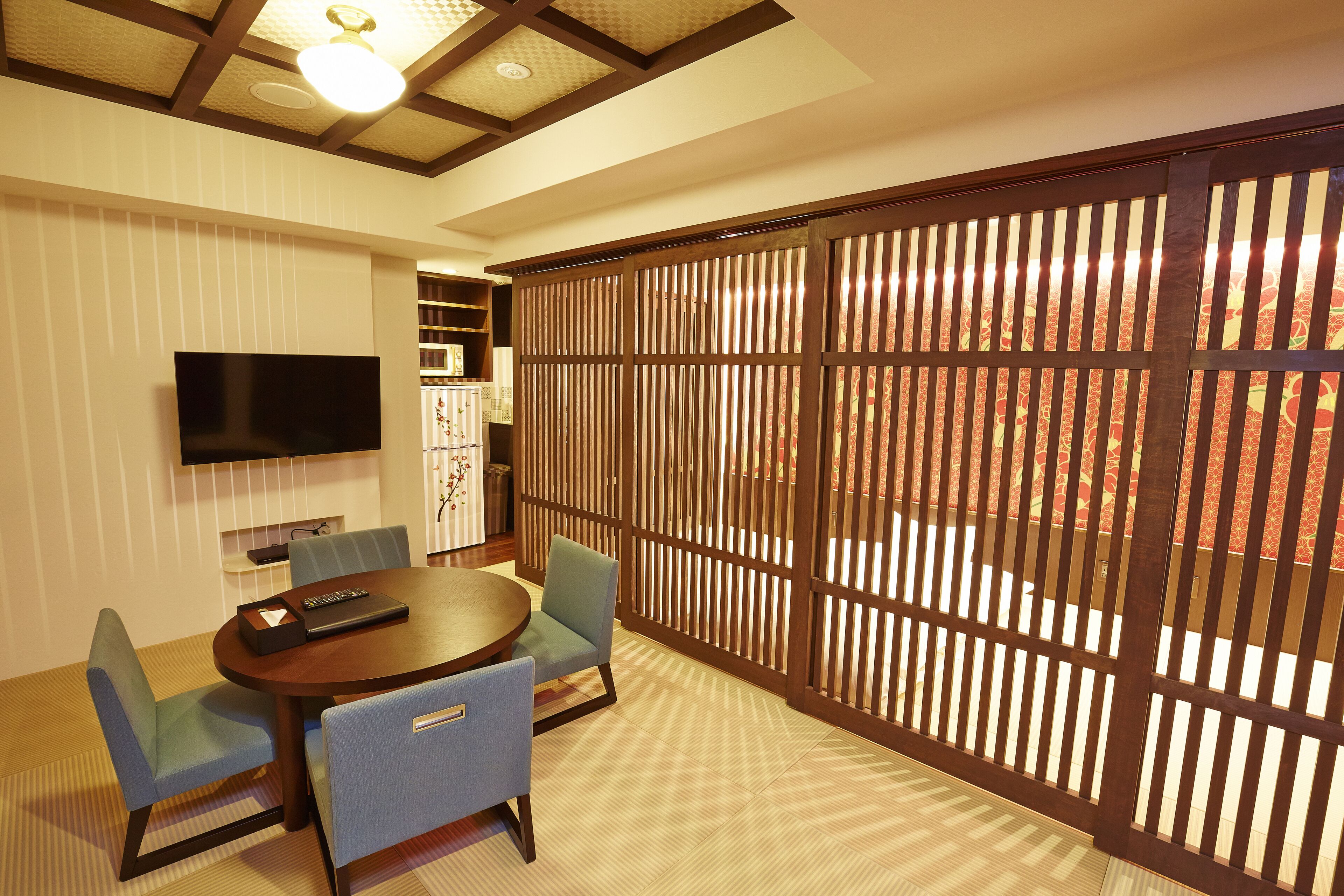design japanese style room | individually decorated, individually furnished, desk, laptop workspace