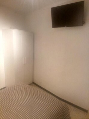 Blackout curtains, soundproofing, free WiFi, bed sheets