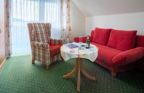 Una televisión de pantalla plana