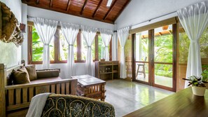 1 bedroom, premium bedding, Tempur-Pedic beds, minibar - Good Karma Ayurvedic Resort (Rekawa)