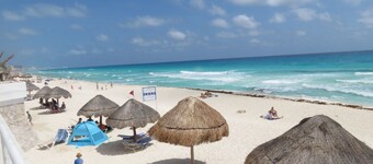 Wake up in Caribbean Paradise 1304