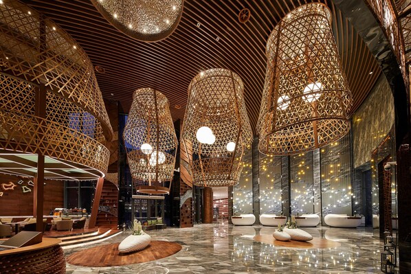 Lobby-Lounge
