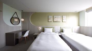 Quarto duplo luxo | Cofres nos quartos, escrivaninha, quartos à prova de som