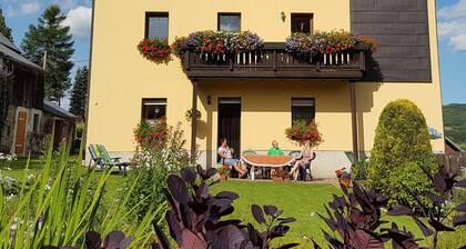 Ferienwohnungen Am Schlössel