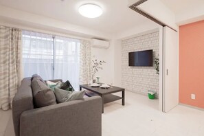 公寓 | 客廳 | 平面電視