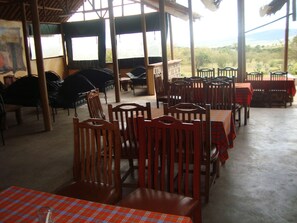 Free daily buffet breakfast  - Masai Mara Manyatta Camp (Maasai Mara)