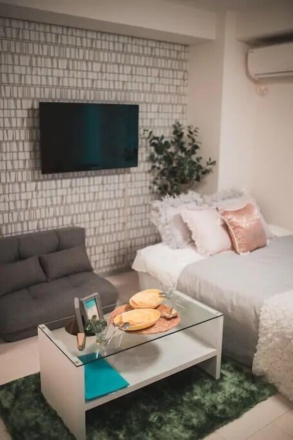 Superior Apartment | Television - Hatch NAGAHORI 202 (Osaka)