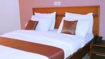 Suite, 1 Queen Bed, Non Smoking