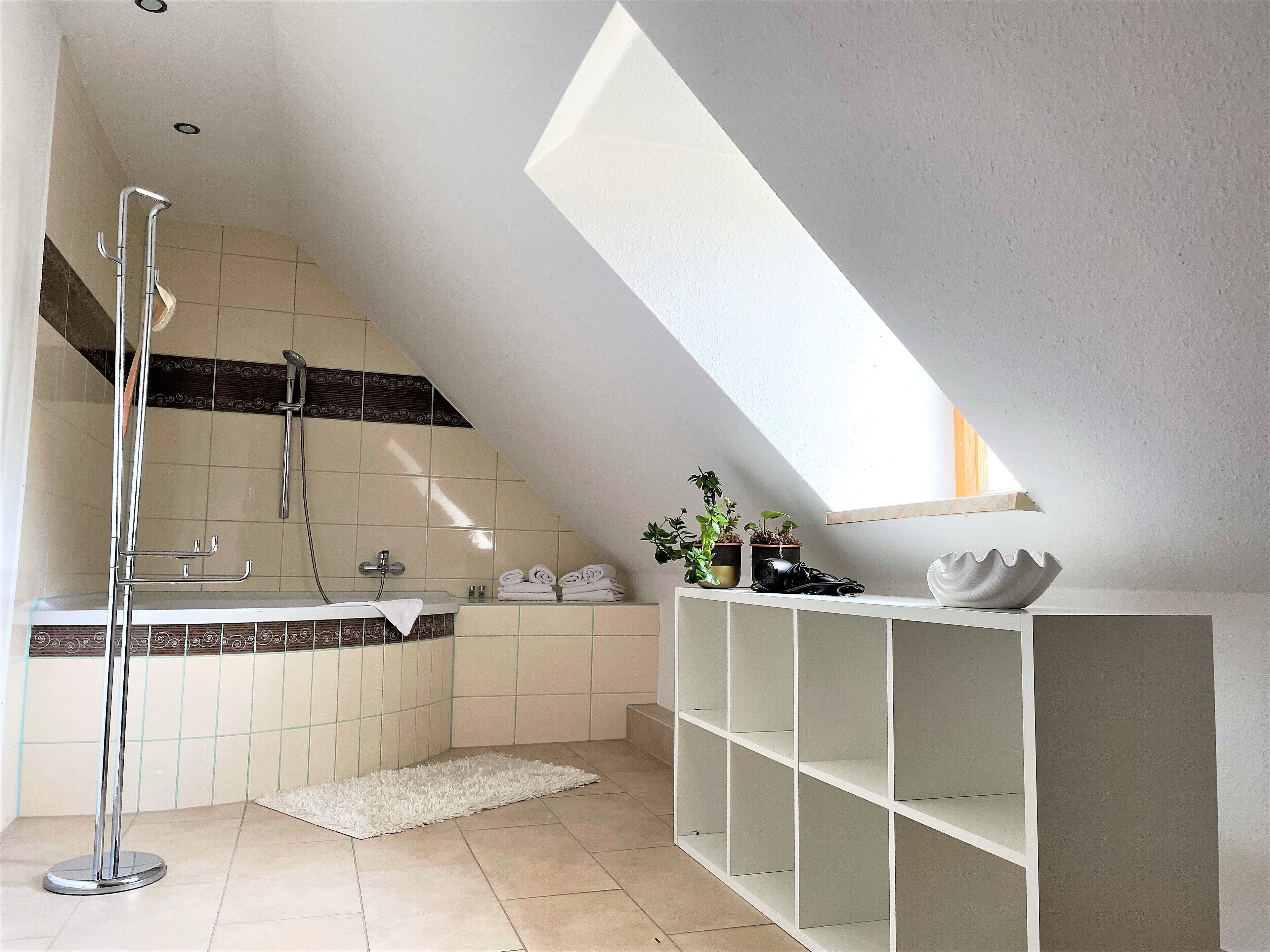 Suite, mit Bad, Bergblick (Schloss 303) | Badezimmer