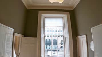 Appartamento Luxury, bagno in camera, vista città (Luxury) | Ristorante