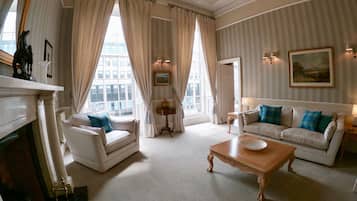 Appartamento Luxury, bagno in camera, vista città (Luxury) | Lounge