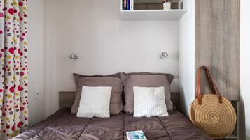 Chalet, 3 Bedrooms | Individually decorated, individually furnished, blackout drapes, WiFi