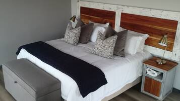 Suite Mewah | Seprai premium dan didekorasi berbeda-beda