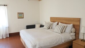 Apartemen Keluarga, 1 kamar tidur, lantai dasar | Seprai linen