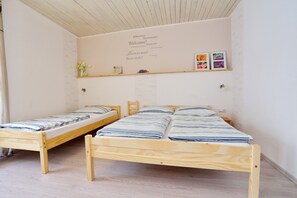 Free WiFi, bed sheets - Old Town Rooms - Koludraska Street (Pag)