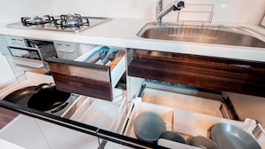 Apartment | Private kitchen - Diamond Villa 101 (Osaka)