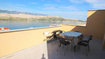 A6. One bedroom apartment 2+2 | Balkon