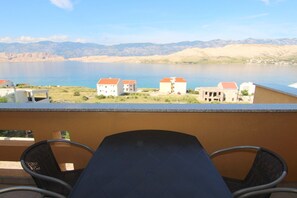 A4; 2 bedrooms & 2 bathrooms apartment | Balcony - Apartments Ljubic (Pag)