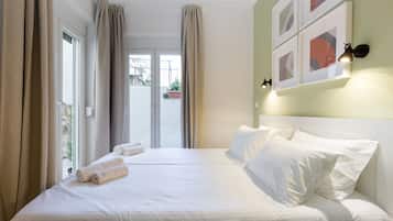 Premier Apartment, 1 Katil Ratu (Queen), Non Smoking, Garden View | Peralatan tempat tidur premium, langsir/tirai gelap terus